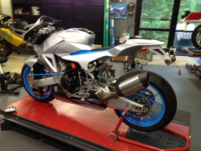 vyrus 986 custom paint by johan